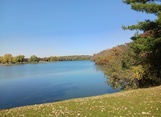 iowa/little-switzerland/landmark/lake-hendricks-park
