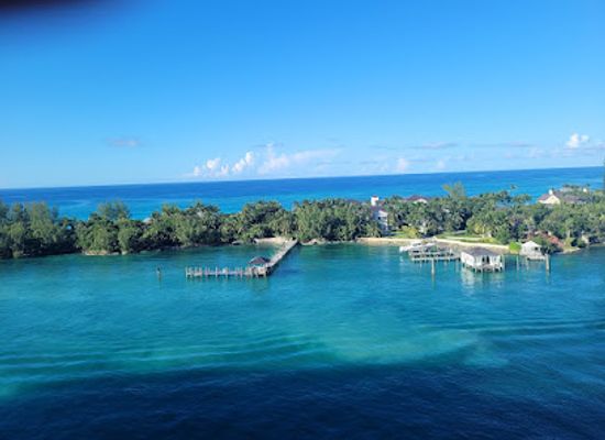 the-bahamas/new-providence/landmark/nassau-straw-market