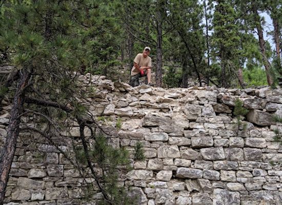 wyoming/black-hills/landmark/walls-of-galena
