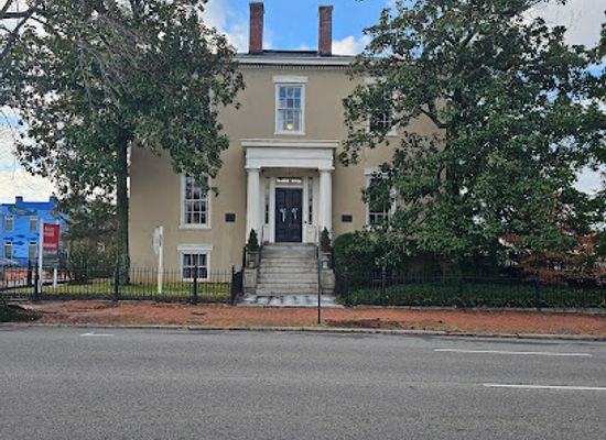 virginia/central-virginia/landmark/ellen-glasgow-house