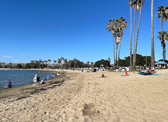 california/san-diego-beaches/landmark/playa-pacifica-park