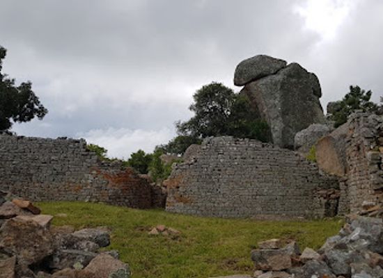 zimbabwe/mashonaland-east/landmark/tsindi-ruins