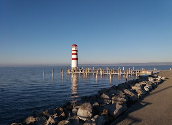 austria/neusiedler-see/landmark/lake-neusiedl-seewinkel-national-park