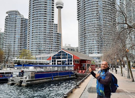canada/toronto/harbourfront/landmark/empress-of-canada