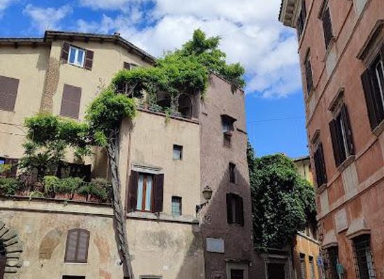 italy/rome/landmark/torre-margana-o-dei-margani
