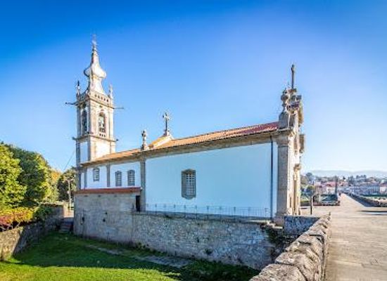 portugal/minho/landmark/igreja-de-santo-antonio-da-torre-velha
