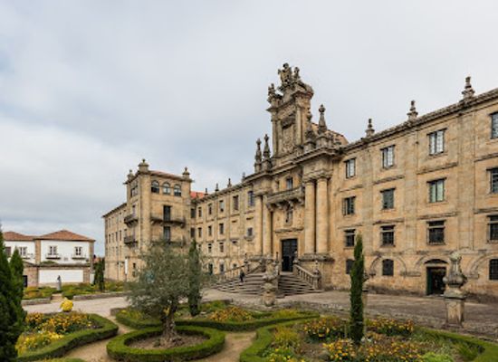 spain/santiago-de-compostela/ensanche/landmark/mosteiro-de-san-martino-pinario