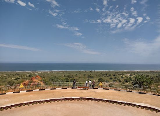 angola/luanda/landmark/viewpoint-of-the-moon