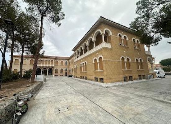 cyprus/kyrenia/landmark/archibishop-s-palace