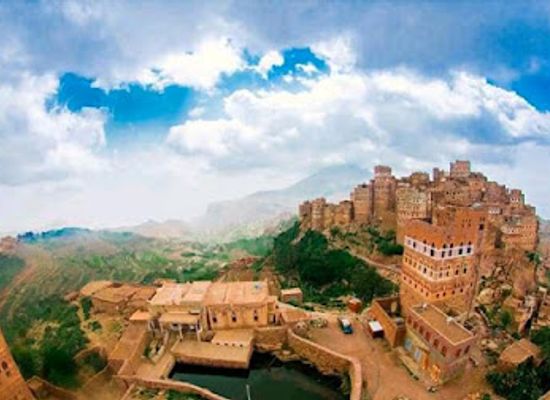 yemen/amran/landmark/jebel-benathi