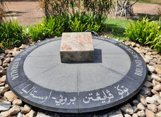 brunei/muara/landmark/anzac-day-memorial