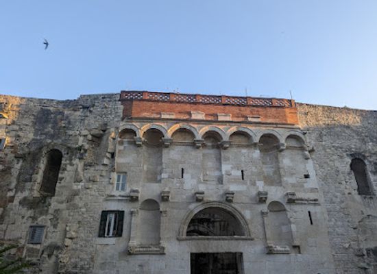 croatia/split/landmark/monument-to-gregory-of-nin