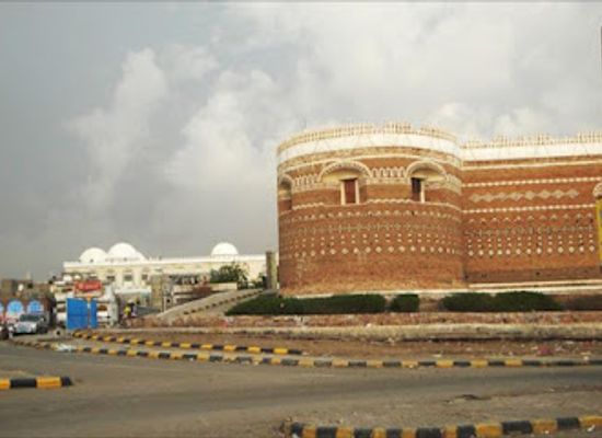yemen/al-hudaydah/landmark/alhudaidah-castel-cornice-castel