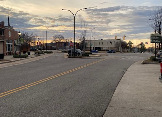alabama/decatur/landmark/high-point-market