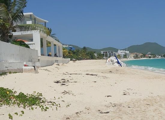 sint-maarten/simpson-bay-lagoon/landmark/simpson-bay-beach