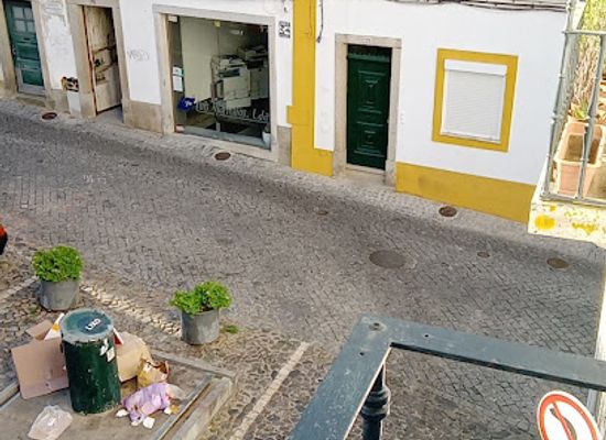 portugal/alentejo/landmark/largo-dos-mercadores
