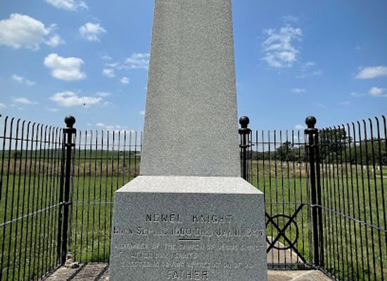 nebraska/elkhorn-river-valley/landmark/mormon-monument