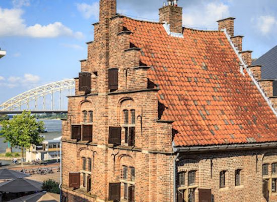 netherlands/nijmegen/landmark/besiendershuis