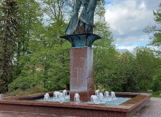 finland/lahti/landmark/maidens-of-laune