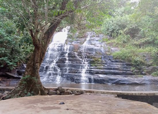 cote-d-ivoire/lagunes/landmark/man-s-waterfalls