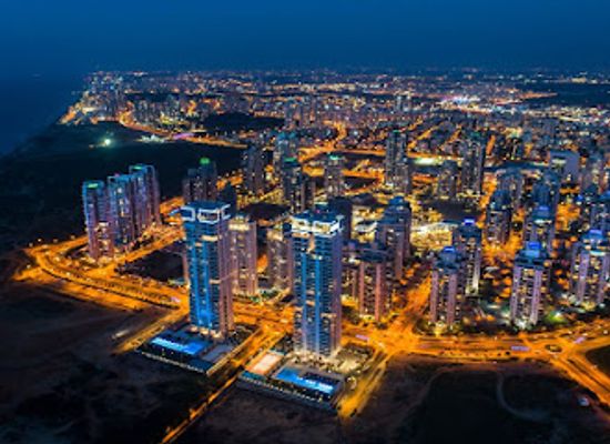 israel/netanya/ir-yamim/landmark/briga-tavors