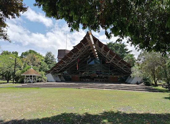french-polynesia/papeete/landmark/vahinerii-tea-house