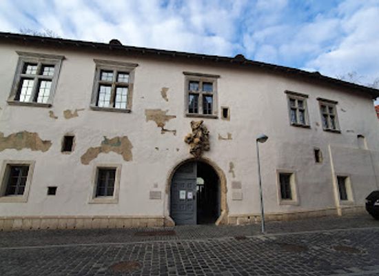 hungary/mecsek/landmark/zsolnay-porcelain-museum
