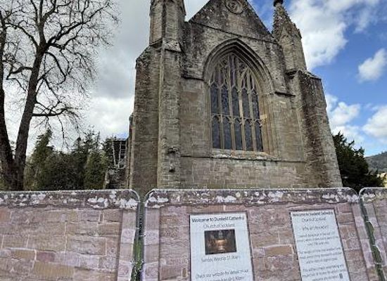 united-kingdom/aberfeldy/landmark/dunkeld-cathedral