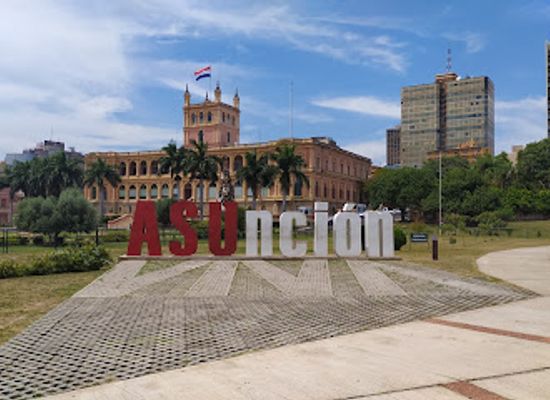 paraguay/asuncion/centro/landmark/conjunto-escultorico-de-asuncion