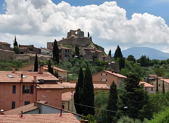 italy/val-d-orcia/landmark/il-cerchio-delle-streghe
