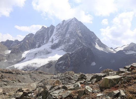 pakistan/k2-base-camp/landmark/sukai-sar