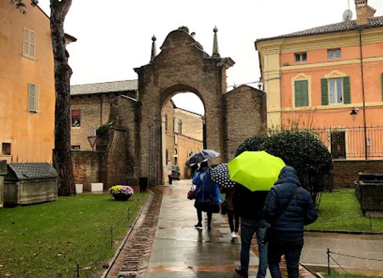 italy/emilia-romagna/landmark/basilica-of-san-vitale