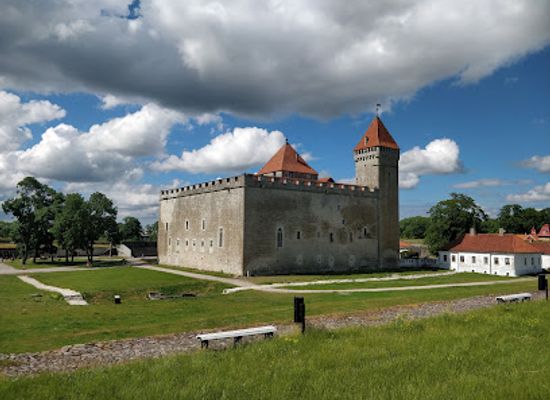 estonia/kuressaare-castle/landmark/saaremaa-muuseum
