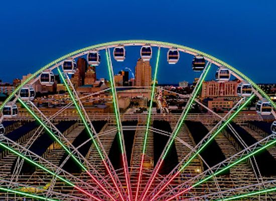 missouri/st-louis/landmark/the-st-louis-wheel