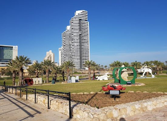 israel/netanya/landmark/beit-yad-labanim