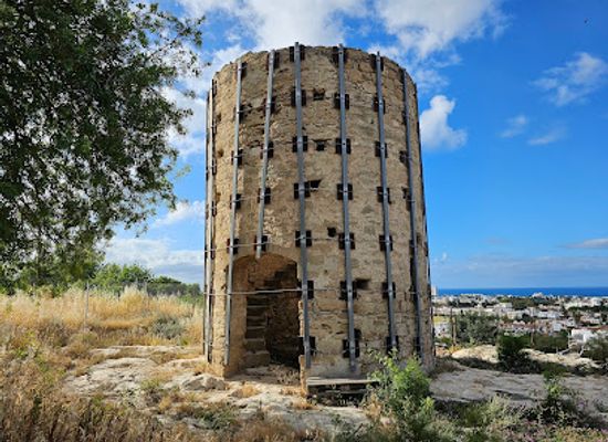 cyprus/kato-paphos/landmark/paphos-medieval-tower