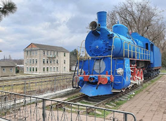 moldova/ungheni-county/landmark/locomotiva-monument