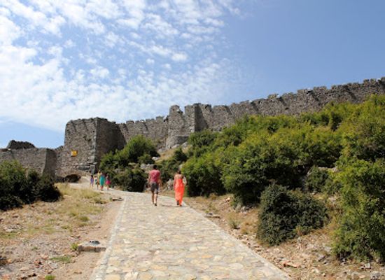 montenegro/prokletije/landmark/triangle-woodhouse