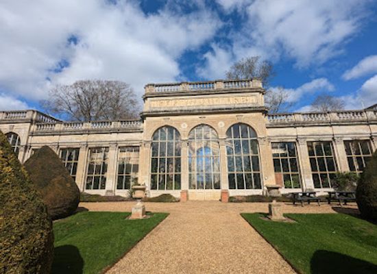 united-kingdom/northamptonshire/attraction/castle-ashby-gardens-2