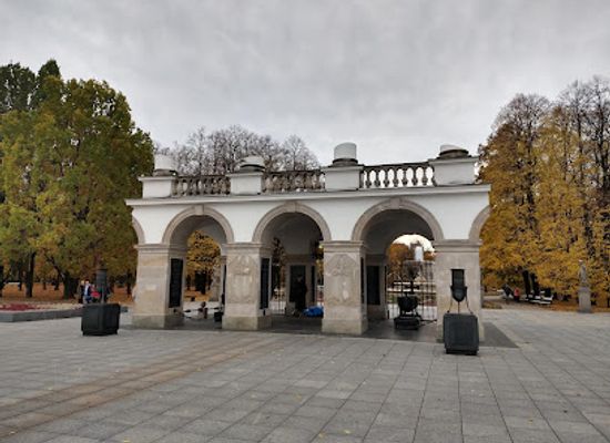 poland/warsaw/landmark/tomb-of-the-unknown-soldier