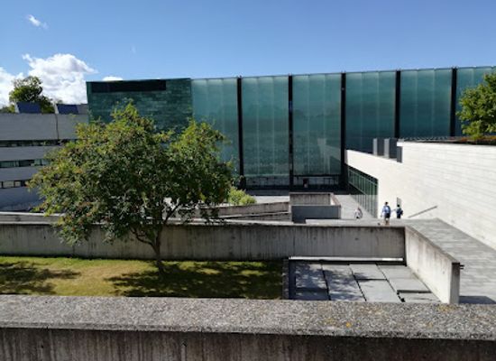 estonia/laane-viru-county/landmark/estonian-art-museum-kumu
