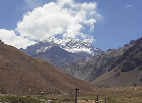 argentina/aconcagua-provincial-park/landmark/mirador-del-cerro-aconcagua