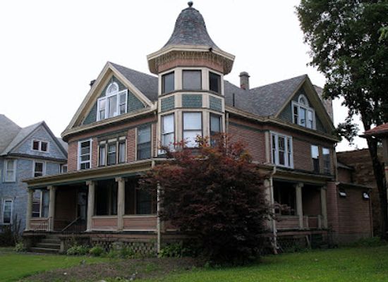 ohio/southwest-ohio/landmark/barber-whitticar-house