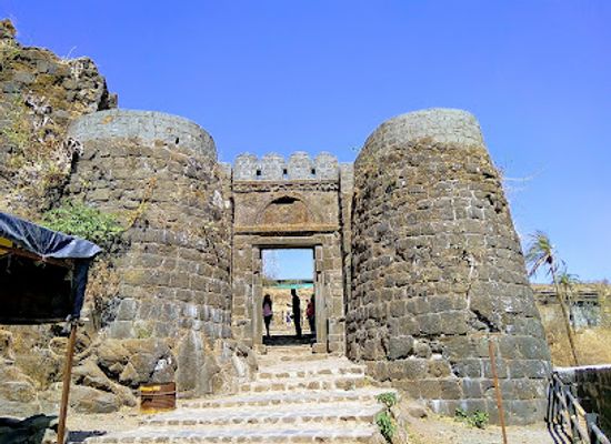 india/maharashtra/landmark/sinhagad-fort