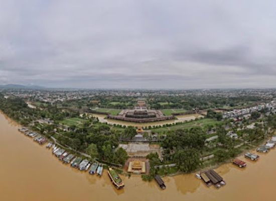 vietnam/central-highlands/landmark/the-flag-tower