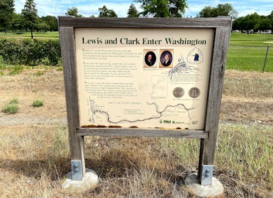 washington/western-washington/landmark/wa-state-historical-marker-36-lewis-clark-enter-washington