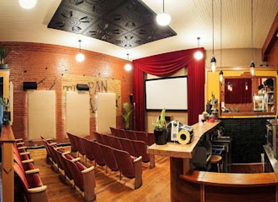 oregon/bend/landmark/tin-pan-theater