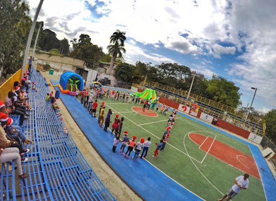 haiti/port-au-prince/turgeau/landmark/centre-sportif-et-recreatif-de-turgeau