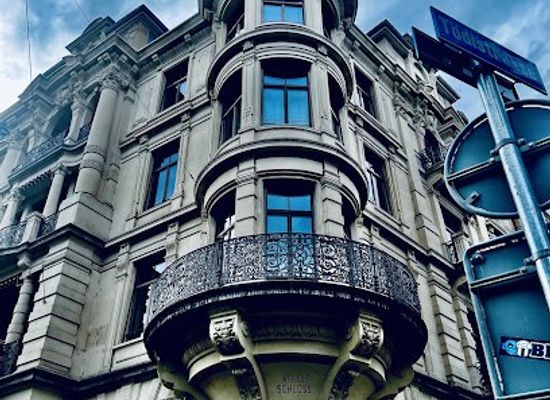 switzerland/zurich/landmark/das-weisse-schloss