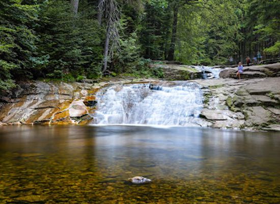 czechia/krkonose/landmark/mumlava-falls